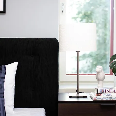 Freedom Square 아파트호텔 4*