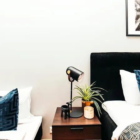 Freedom Square Aparthotel 4*