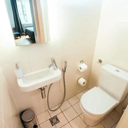 Freedom Square 아파트호텔 4*