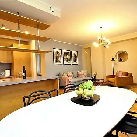 Freedom Square Apart Otel