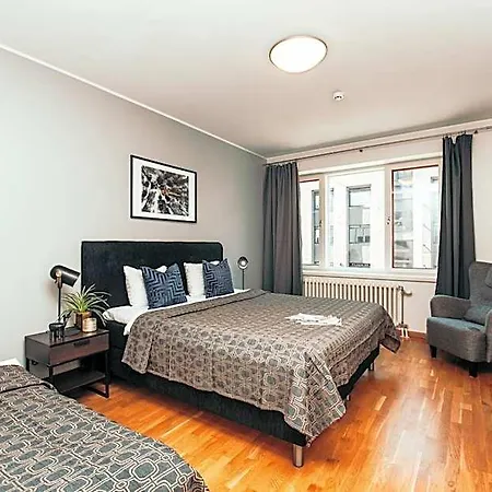 Apart Otel Freedom Square 4*
