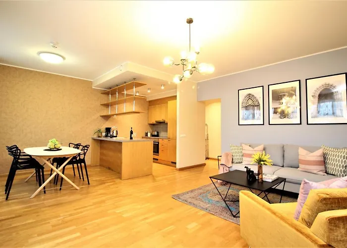 Freedom Square Апарт-отель 4*