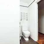 Freedom Square Apartahotel 4*